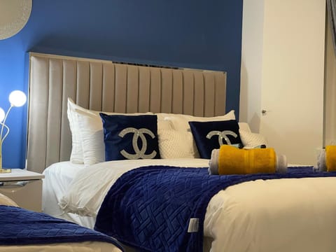 HLA Holytown Apartment in Bellshill