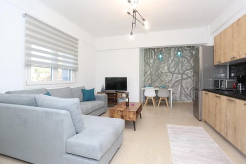 TV and multimedia, Living room, Dining area