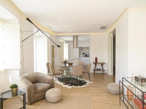 Kitchen or kitchenette, Living room, Dining area