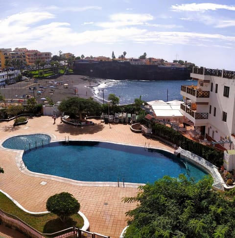 Property building, Area and facilities, Swimming pool
