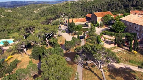 Property building, Bird's eye view