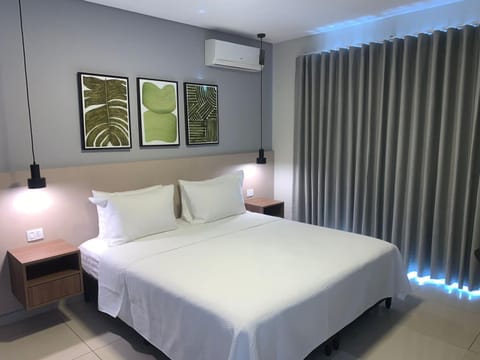 Bed, Bedroom, air conditioner