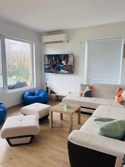 AMAZING view, privacy and comfort - SPA Villa Krasi Villa in Blagoevgrad Province