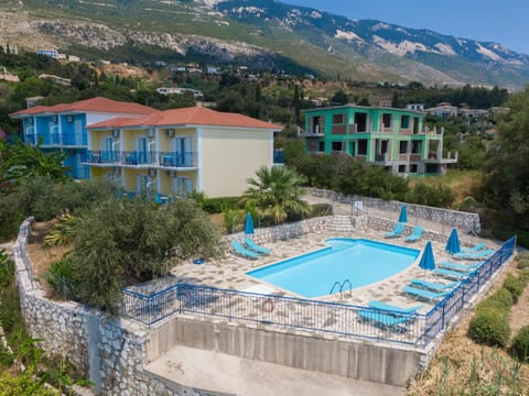 Property building, Swimming pool