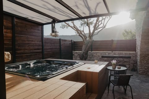 Day, Natural landscape, Hot Tub