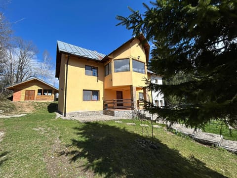 Property building, Garden view