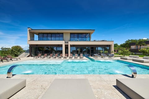 Property building, Swimming pool