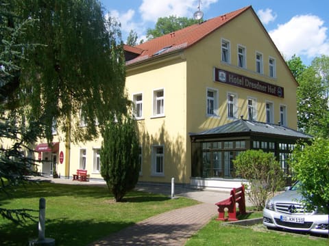 Property building, Day
