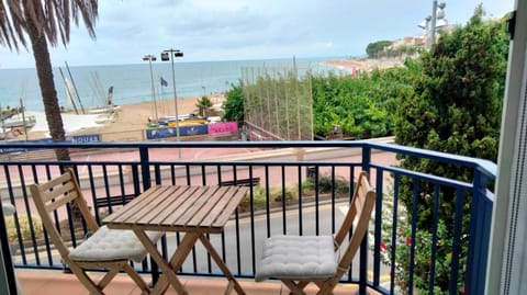 Day, View (from property/room), Balcony/Terrace, Beach, Sea view