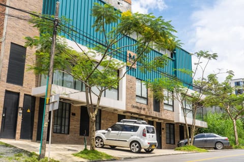 Property building, Facade/entrance