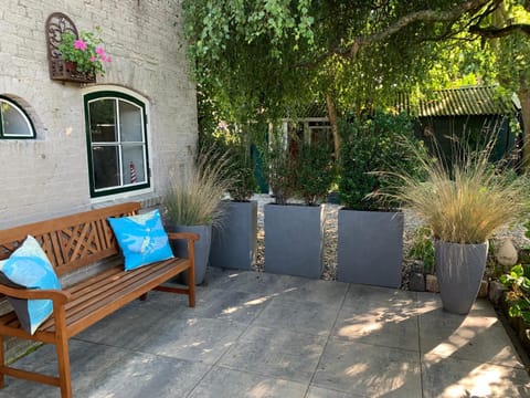 B&B De Vlasboerderij Bed and Breakfast in Zeeland, Netherlands