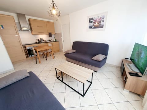 Apart 5 personnes, 1min Gare d'Annemasse, Genève 5km Apartment in Annemasse