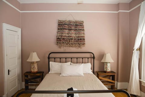 Object Hotel 2BR Room 2G House in Bisbee