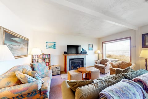 The Hideout House in Rockaway Beach