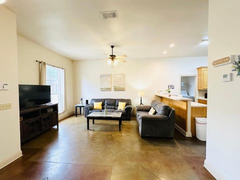 Chateau 5 Apartment in Mississippi