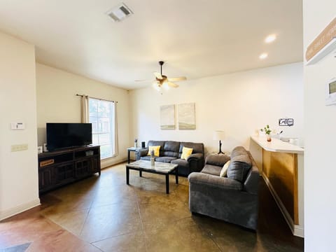 Chateau 5 Apartment in Mississippi