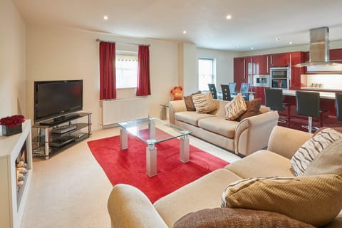 Kitchen or kitchenette, Living room, Seating area
