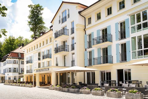 Property building, Balcony/Terrace