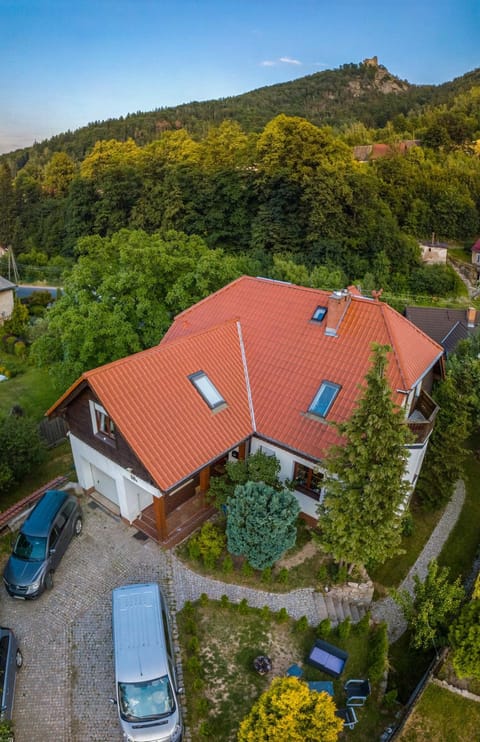 Property building, Neighbourhood, Bird's eye view, View (from property/room), Windsurfing, Landmark view