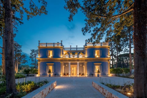 Property building, Night, Garden, Garden view