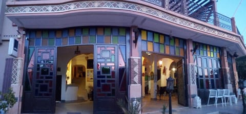 Facade/entrance