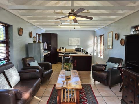 Syringa Cottage Family Hideaway Apartment in Knysna