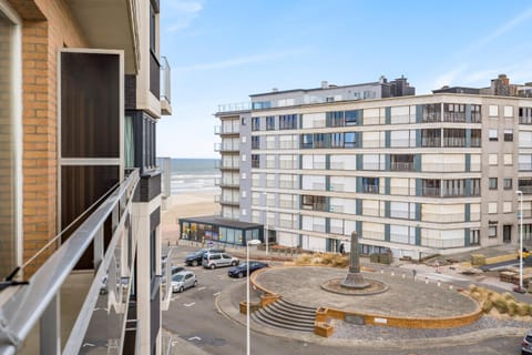 Luxurious and unique design app centre Koksijde Apartment in Koksijde