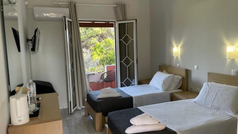 ALONAKI BAY Apartment in Corfu, Greece