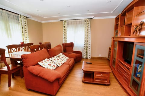 Communal lounge/ TV room, Living room