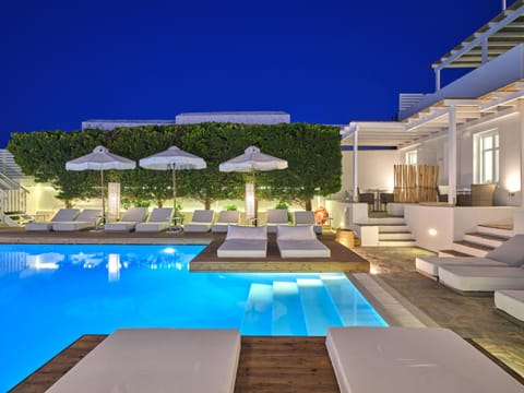 Property building, Swimming pool