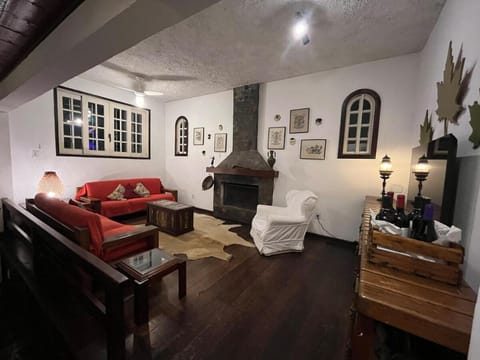 Casa em Itaipava até 14 Pessoas, Piscina, Lareira e Pets House in State of Rio de Janeiro