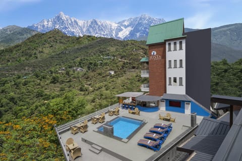 Property building, Swimming pool