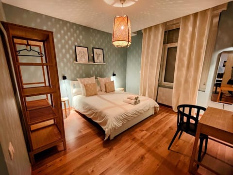 Le Bienvenu - T2 avec terrasse au coeur de Malo Apartment in Dunkirk