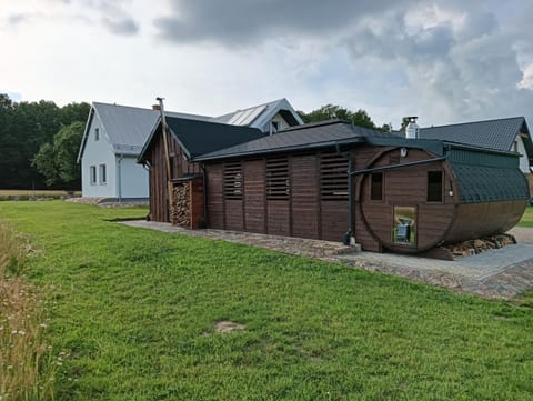 Property building, Day, Natural landscape