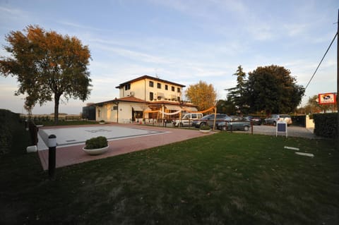 Property building, Garden