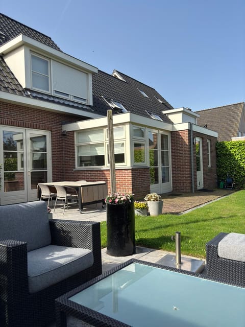 Garden, furniture