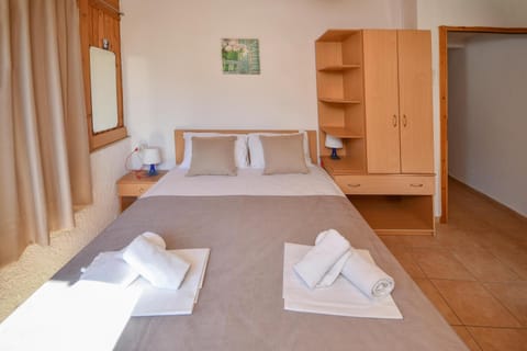 Nikos House Apartment in Myrtos