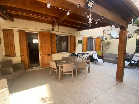 Patio, Garden
