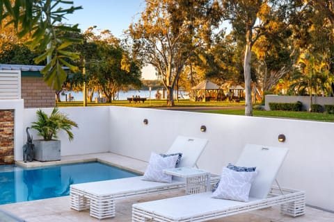 River view, Swimming pool