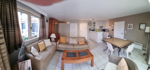 Appartement rénové à Nieuport, Franslaan 123 Résidence Zonnekeer Apartment in Koksijde