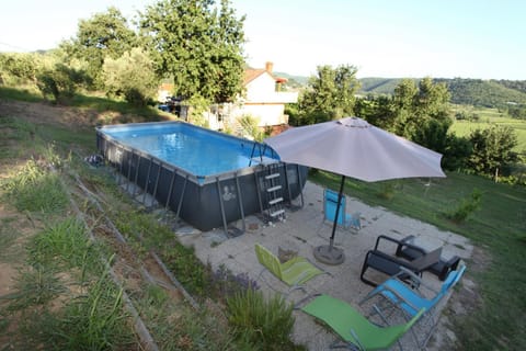 Garden, Seating area, Swimming pool, sunbed