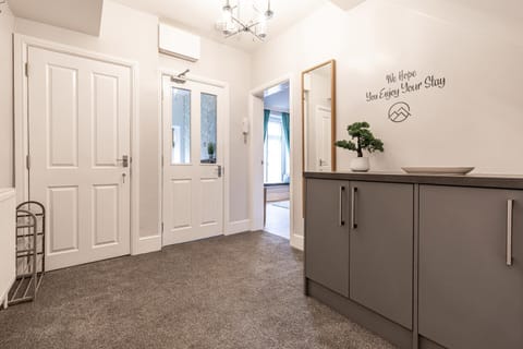 The Rooftop Apartment in High Peak District