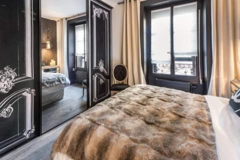 LUXUEUX APPARTEMENT AU COEUR DE GENEVE ,a deux pas du LAC Apartment in Geneva