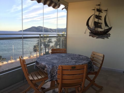 Bord de mer - Cannes la Bocca Apartment in Cannes