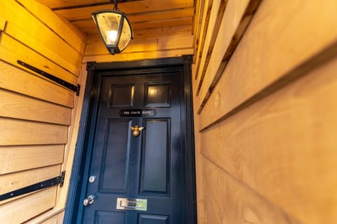 Coach House, Shrewsbury Town House in Shrewsbury