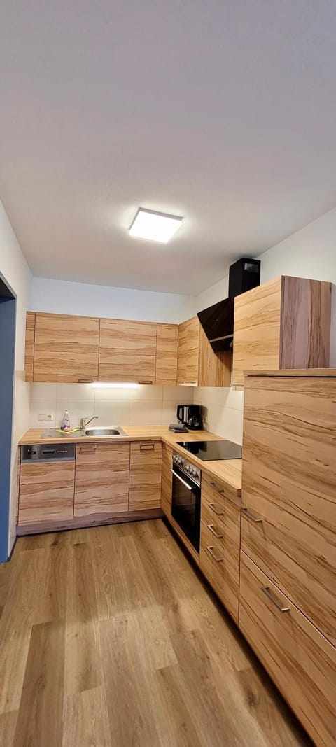 Coffee/tea facilities, Kitchen or kitchenette, dishwasher, pet friendly, stove