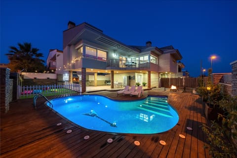 Property building, Pool view, Swimming pool, Sunrise, Sunset