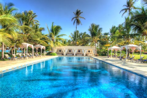 Day, Swimming pool, Swimming pool