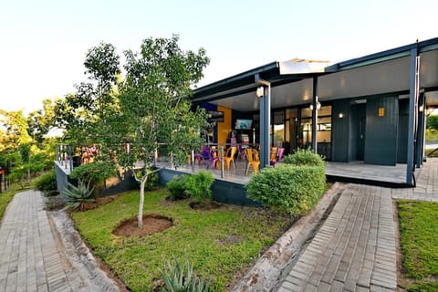 Property building, Garden, Garden view