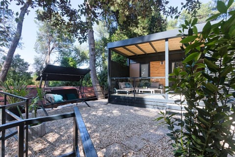 Property building, Patio, Garden